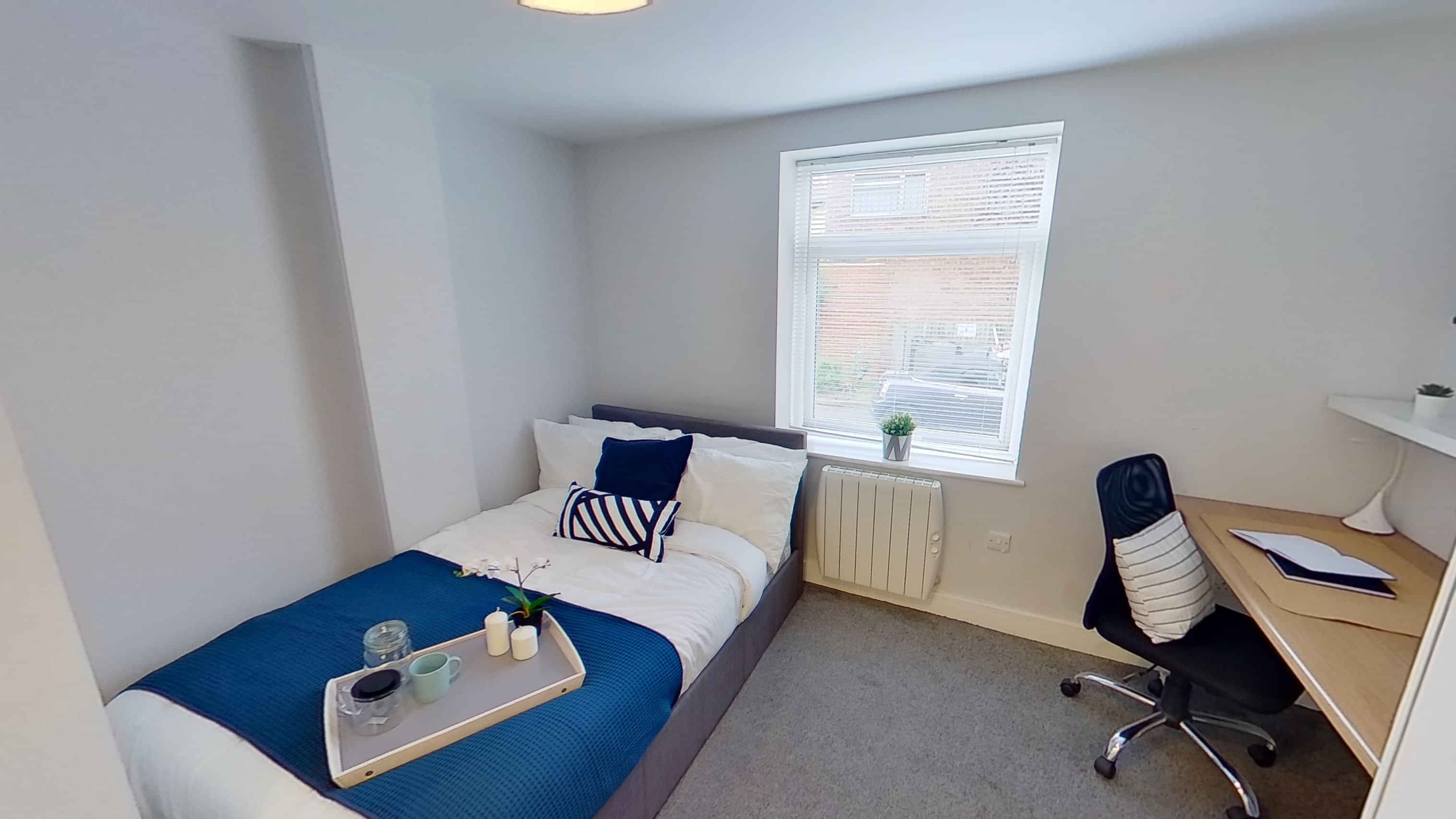 Middle Street, Nottingham interior 1