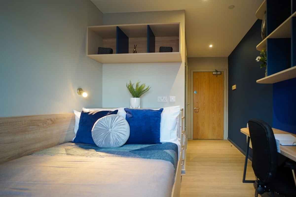 Scotland Nest Straits Meadow Edinburgh, Edinburgh interior 1
