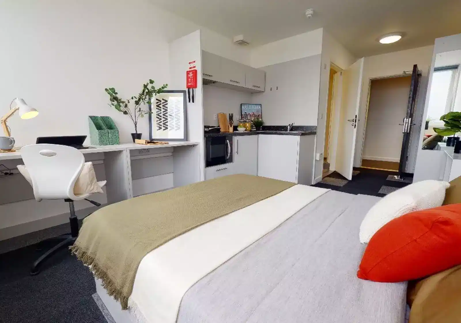 iQ Newtown House, Nottingham interior 1