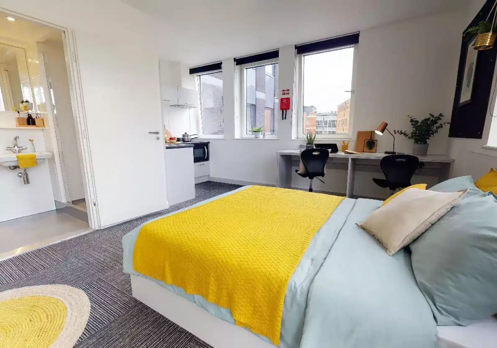 iQ Newland House, Nottingham interior 1